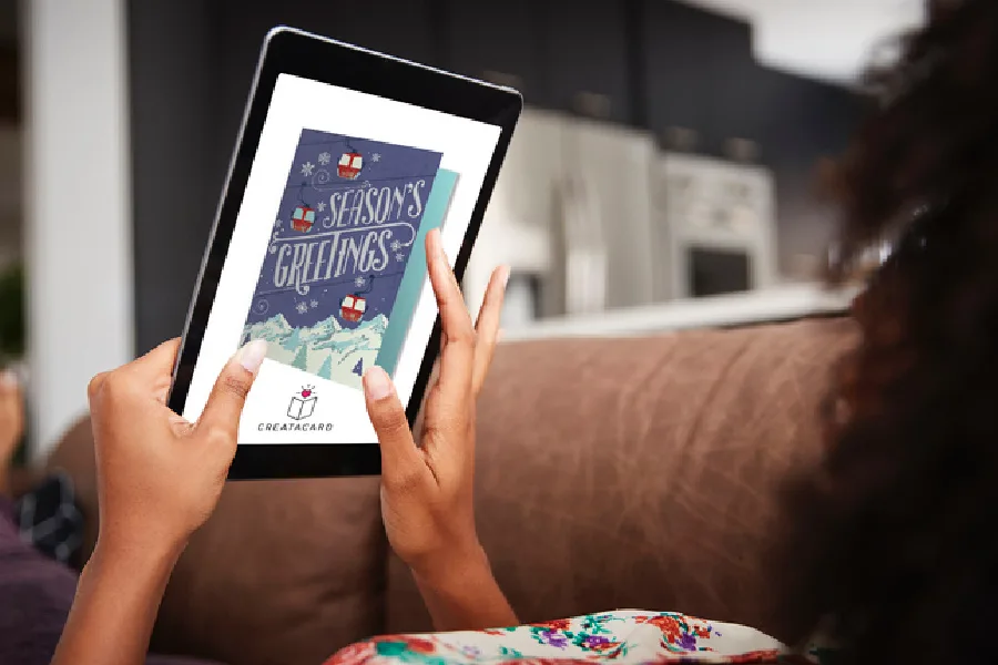 These personalized, virtual holiday cards may have changed e-cards forever