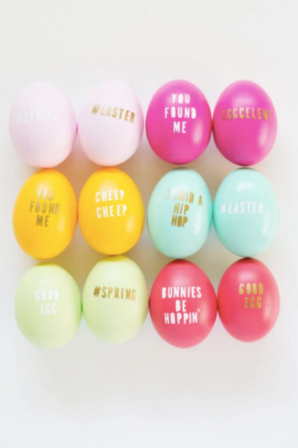 Easter egg decorating ideas: Typography Easter Eggs idea from Lovely Indeed