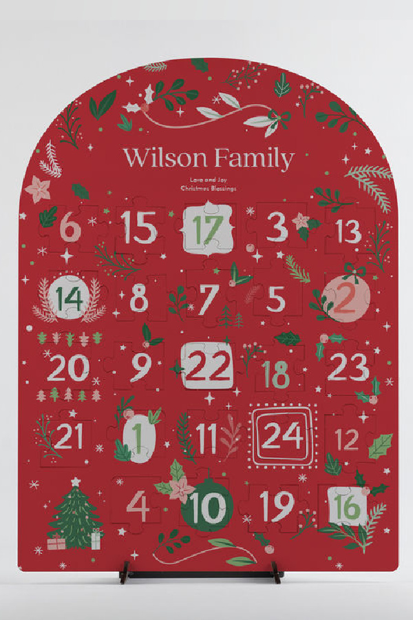Personalized Advent puzzle calendar for 2023 from Tiny Me with traditional or classic designs