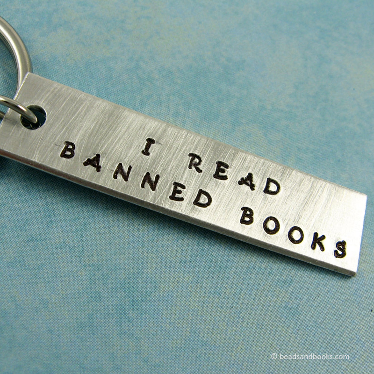 I read banned books keychain: Cool gifts under $15 | 2023 holiday gift guide