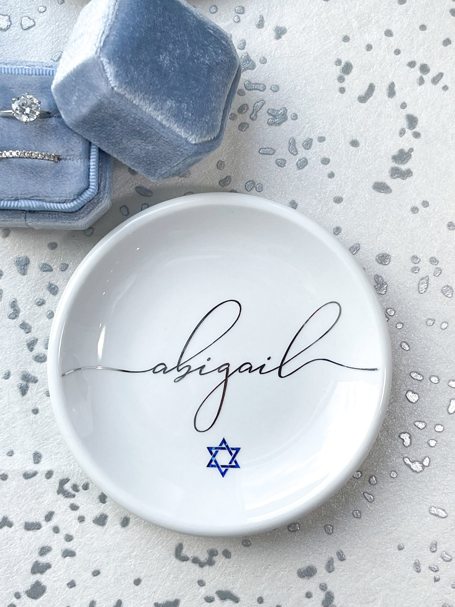 Personalized ring dish with lots of icons and styles | best gifts under $15