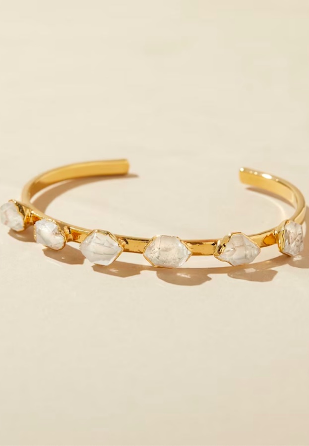 Best Valentine Gifts for her on Etsy: Stunning raw diamond bracelet by Danibarbe