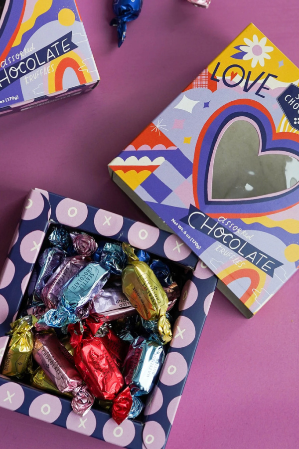 Best gifts for girlfriends: Fun Chocolate Assortment from Seattle Chocolate Co | Valentines Gifts