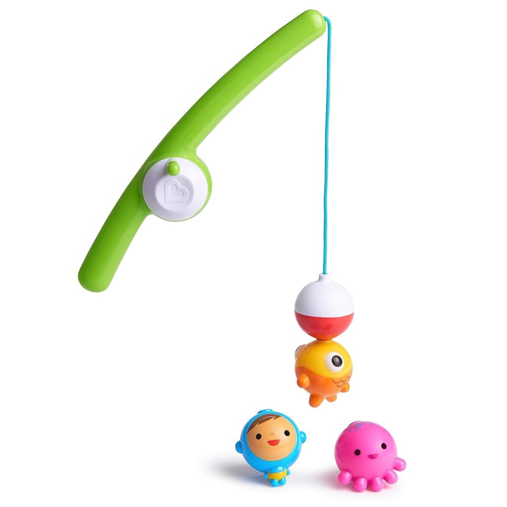 Best gifts for one year olds: This affordable magnetic bath fishing set by Munchkin