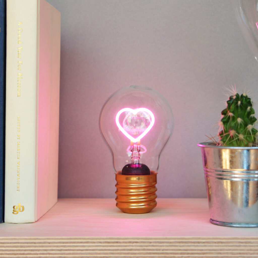 rechargeable nightstand bulb light from MoMA Store: Best gifts for tweens