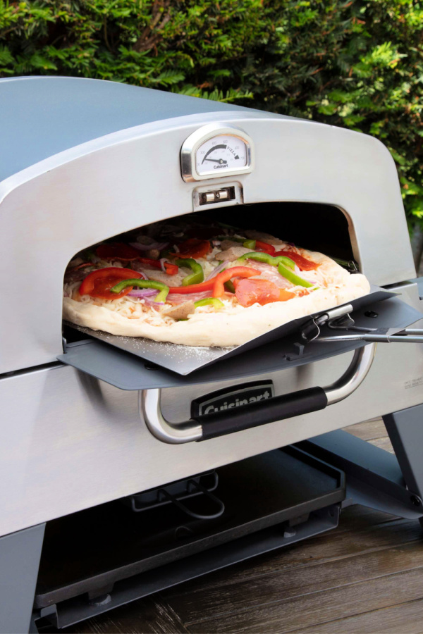 Foodie gifts for dads on sale right now:Cuisinart 3-in-1 pizza oven, griddle and grill