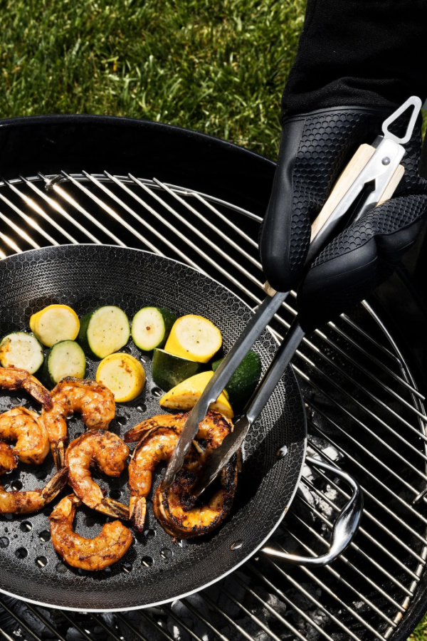 Foodie gifts on sale for Father's Day: Gordon Ramsay's Hexclad "Fire it Up" Grilling Set 