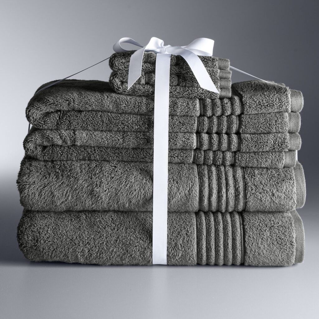 Gift card to kohl's toward designer towels from Vera Wang: Last-minute holiday gifts