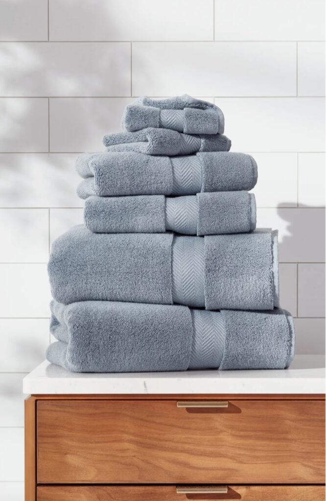 Luxury towel set on sale at Nordstrom