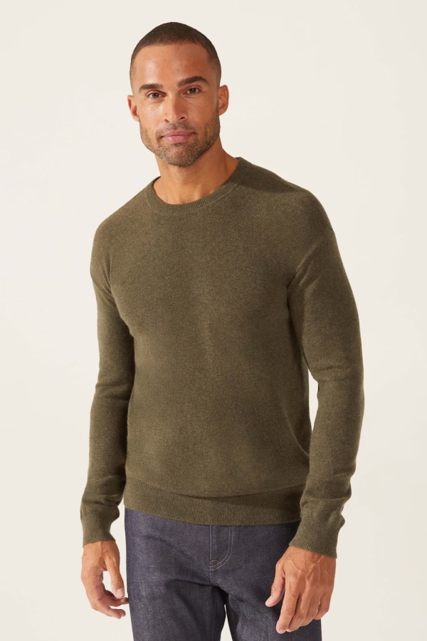 Favorite steals from Italic: Men's designer cashmere sweaters at remarkable prices plus an exclusive discount (sponsor)