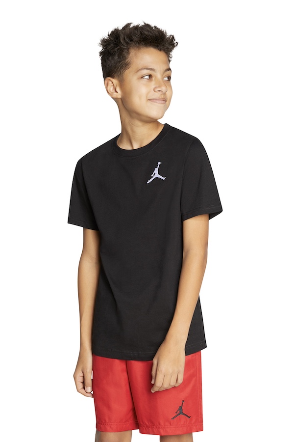 Gift ideas for kids under $15: Nike AIR Jordan Jumpman tee