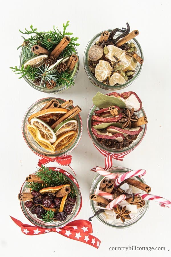 DIY holiday gifts for friends: Stovetop Potpourri 6 ways from Country Hill Cottages 