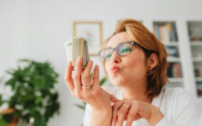 Amazing savings tips and tools with these smart money apps for your household
