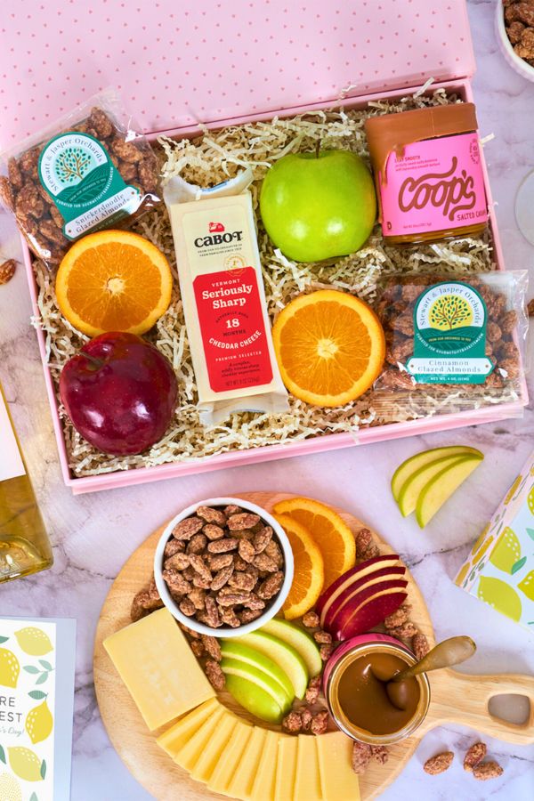GourmetGiftBaskets.com Last Minute Mother's Day Solutions