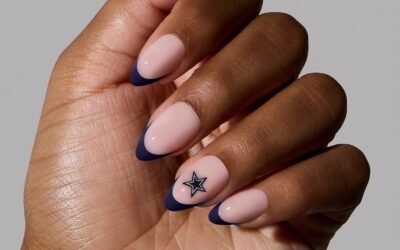Show your team spirit with Glamnetic’s NFL press on nails